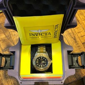 Invicta Grand Diver Self-Winding Nano Bible Ltd Ed